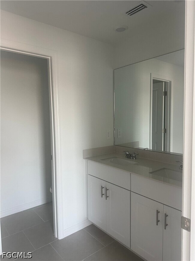 Building Photo - 4241 Caterina Ct