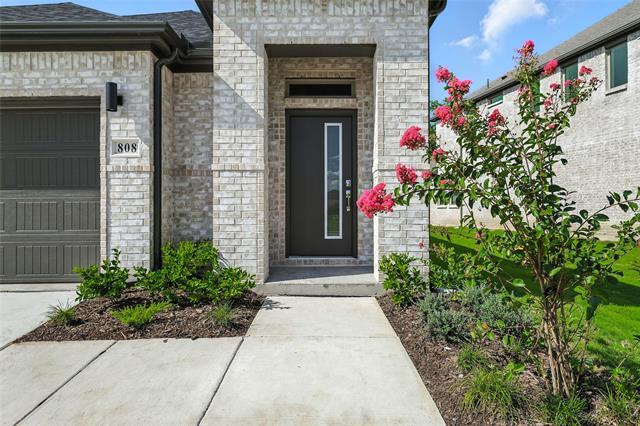 Building Photo - 808 Pne Bch Dr