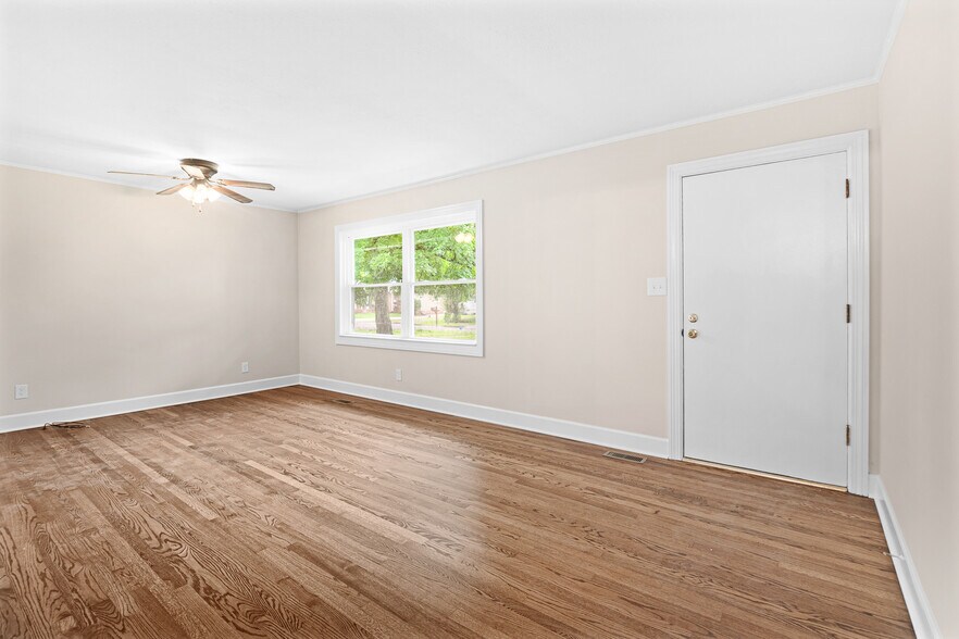 Building Photo - 101 Arnold Ln