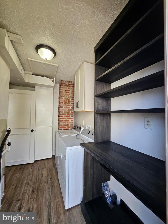 Building Photo - 729 Faulkner Ave