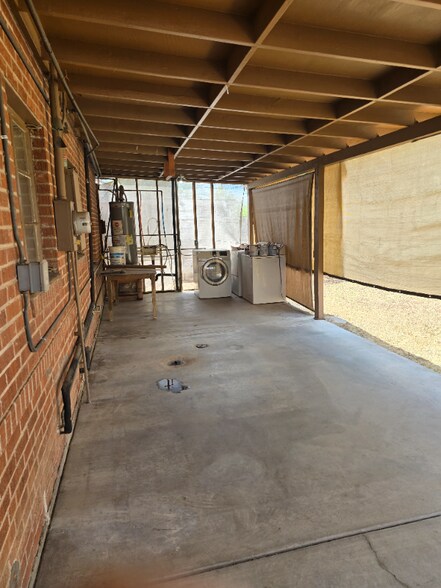 Building Photo - 5122 N 24th Ave
