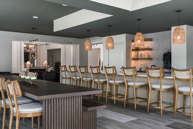 Building Photo - 2110 Birkhall St