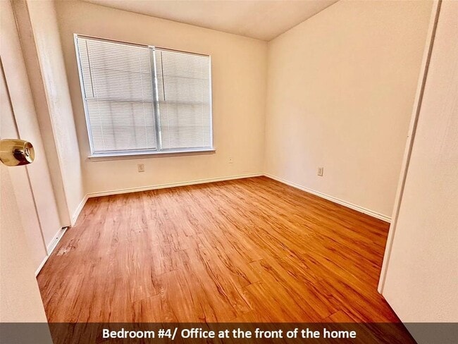 Building Photo - 17204 Ardisia Dr