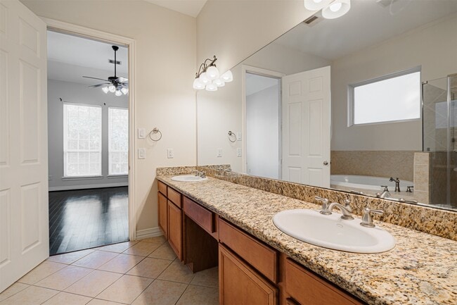 Building Photo - 7155 Windwater Lagoon Dr