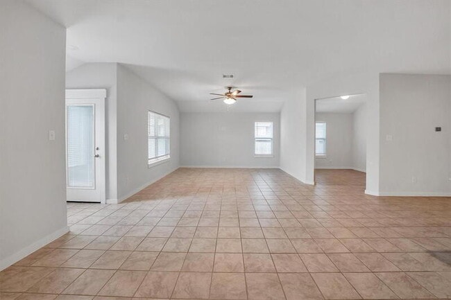 Building Photo - 31415 Stone Ridge Forest Dr