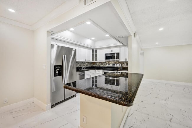 Building Photo - 3336 Quail Close