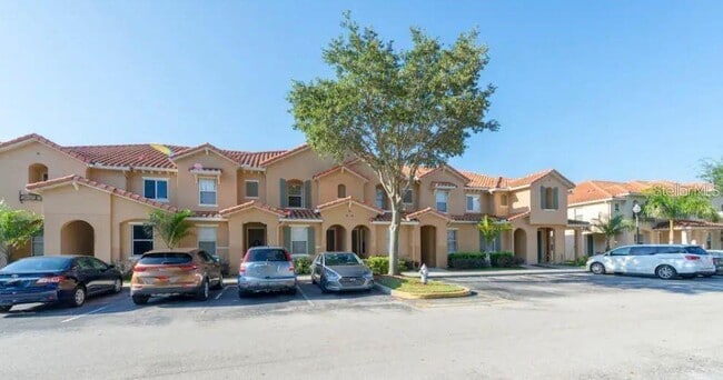 Primary Photo - 5324 Paradise Cay Cir