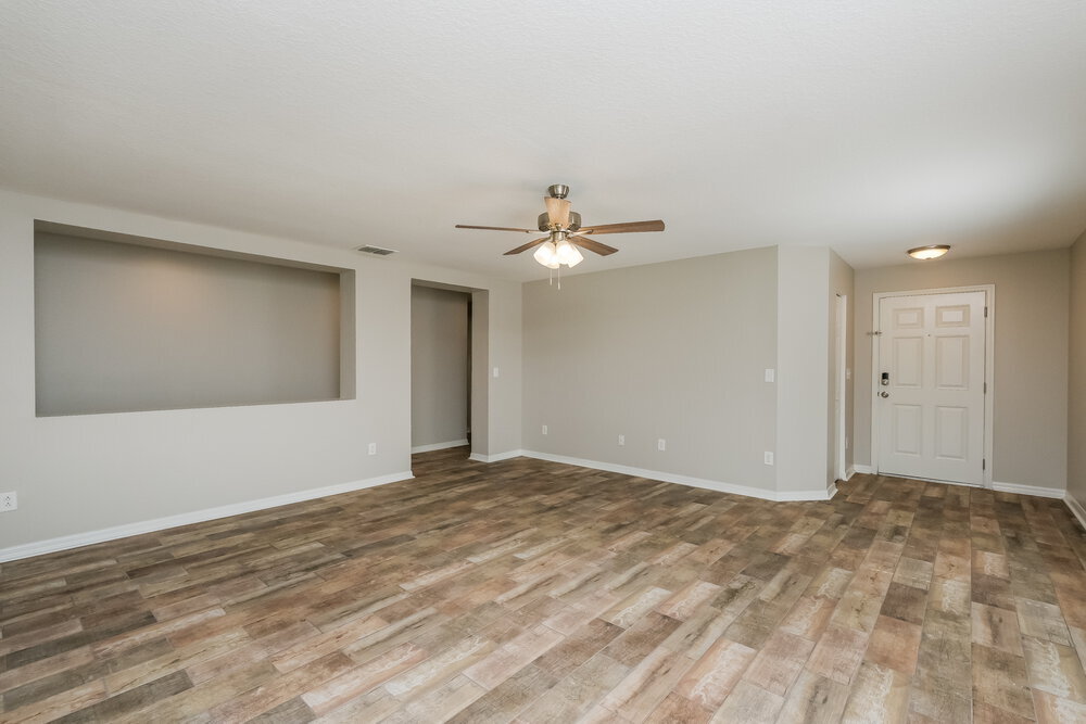 Building Photo - 7406 Bridgeview Dr