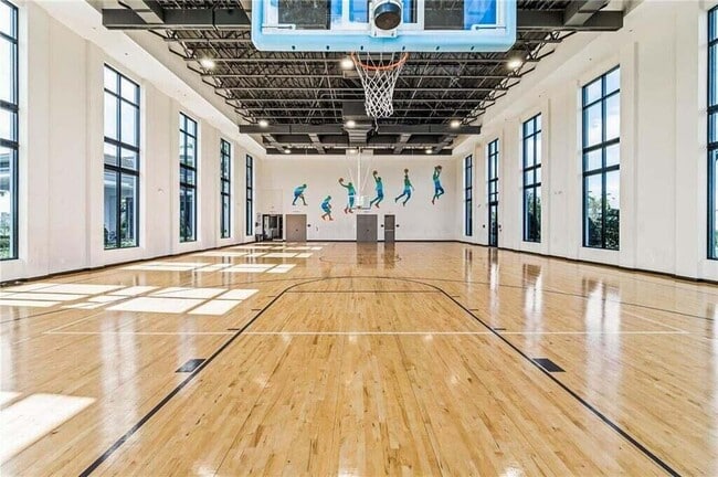 Building Photo - 10990 Oceano Wy