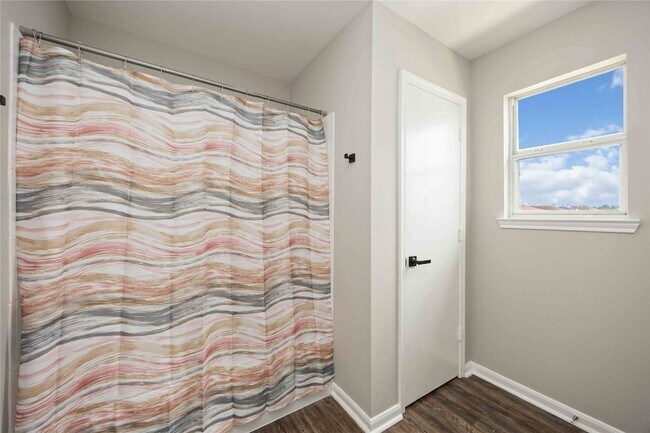 Building Photo - 2623 Skyview Glen Ct