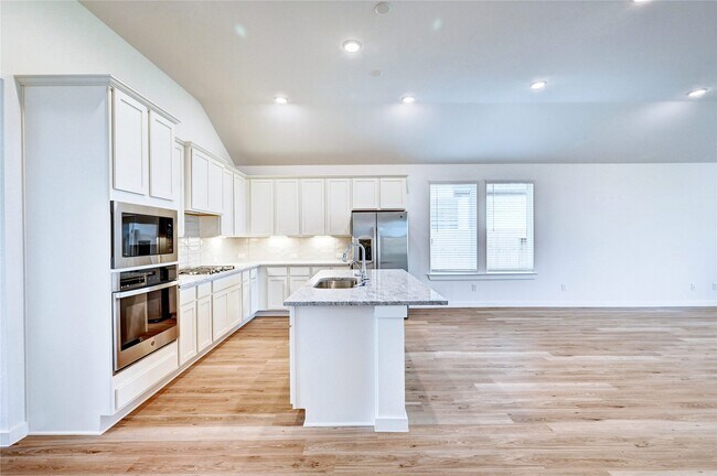 Building Photo - 8403 Oceanmist Cv Dr