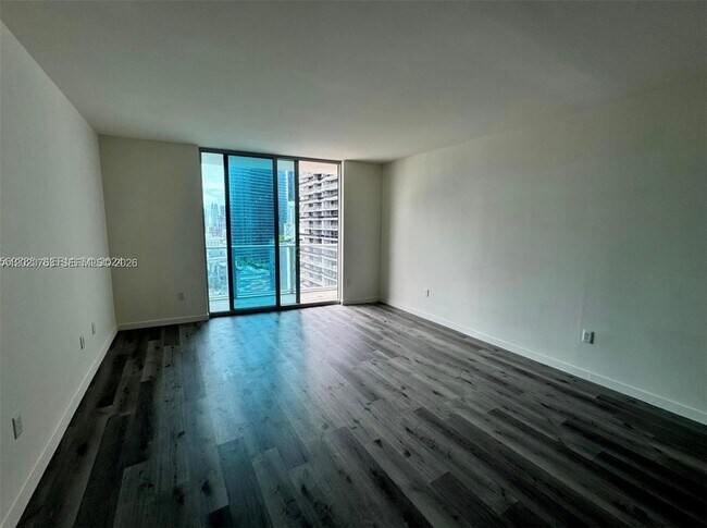Building Photo - 1100 S Miami Ave