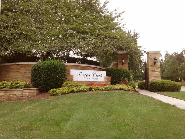 Building Photo - 11008 Fair Chase Ct