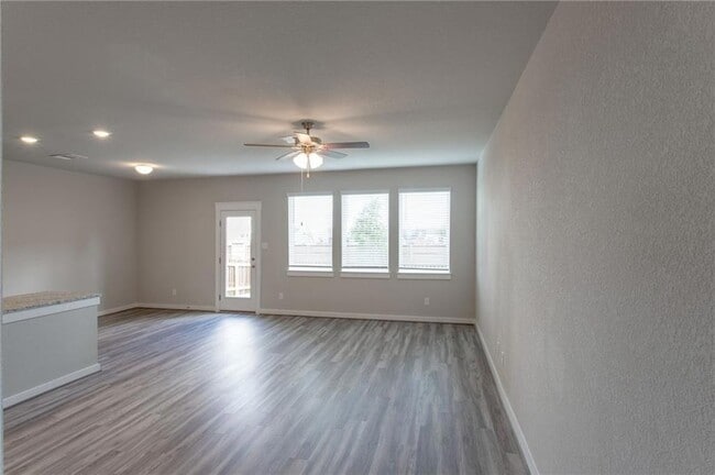 Building Photo - 17303 Leafroller Dr