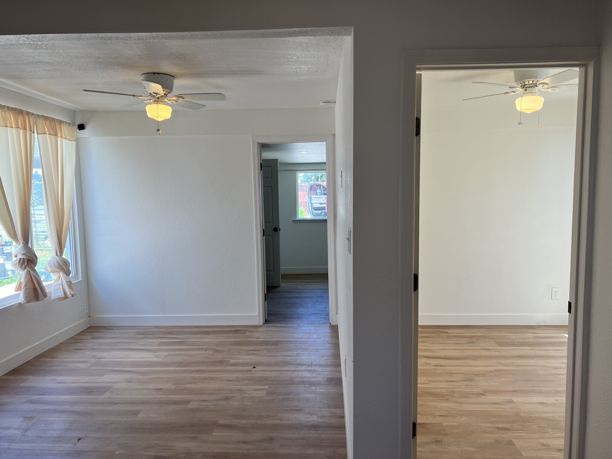 living room & bedroom entrances - 216 1/2 cherry st