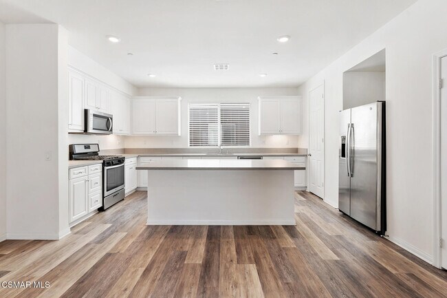 Building Photo - 14055 Ruby Ln