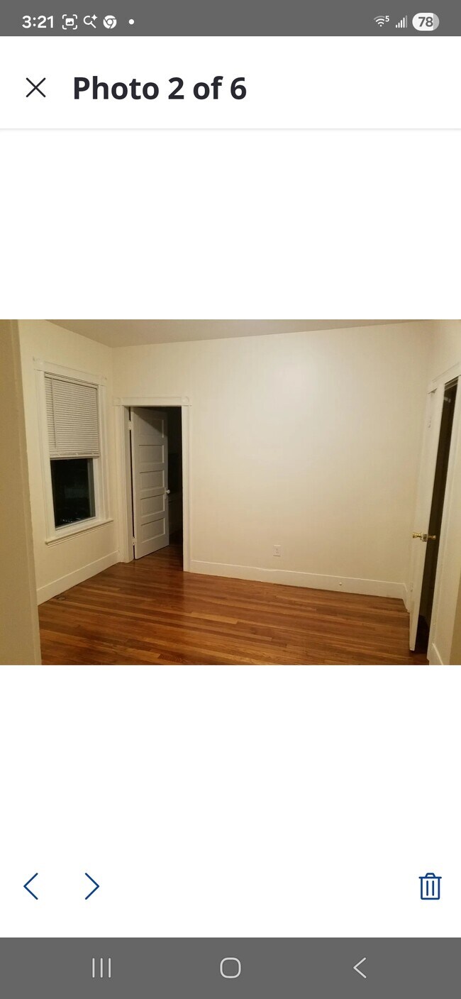 Building Photo - 18 Rockingham St