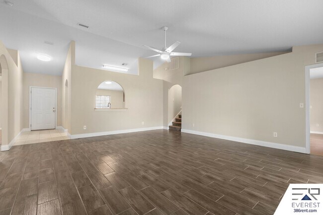Building Photo - 71 Wellwood Ln