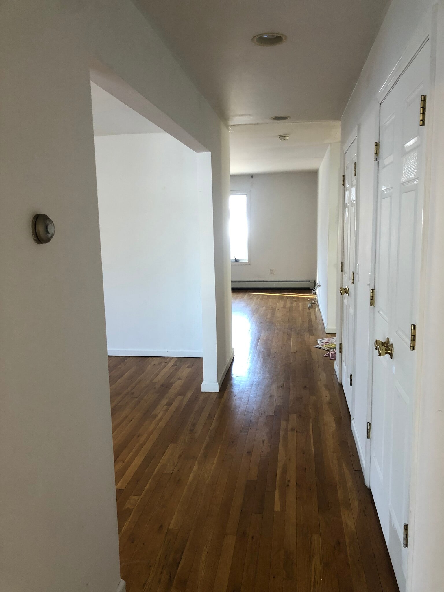 Building Photo - 659 Gramatan Ave