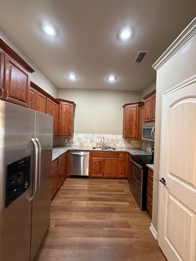 Building Photo - 2312 Independence Blvd