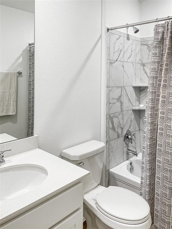 Building Photo - 126 Allegro Dr