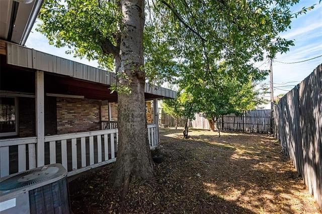 Building Photo - 8423 Cadenza Ln