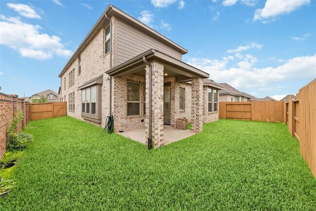 Building Photo - 925 Crystal Bnd Ln