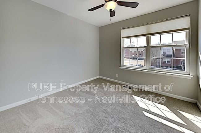 Building Photo - 2120 Lebanon Pike