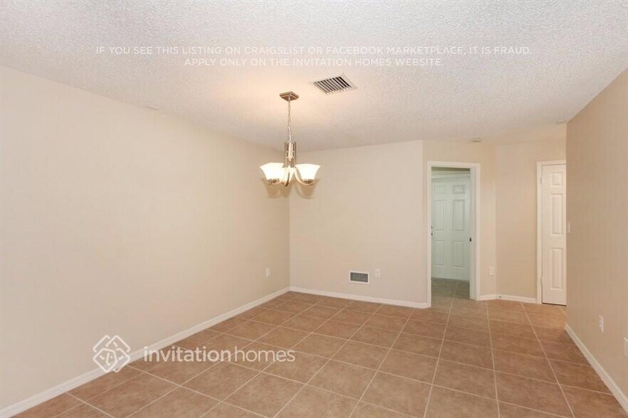 Building Photo - 9546 SW 156th Pl