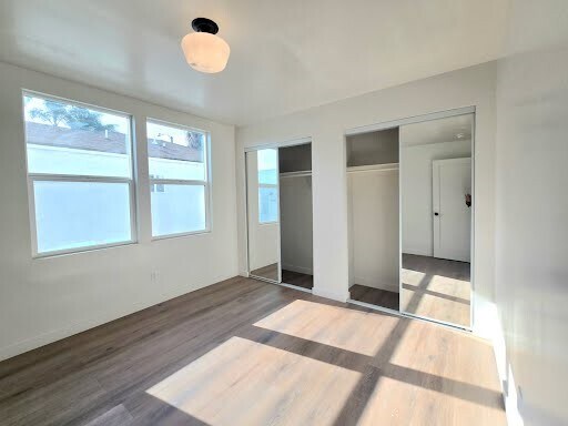 Building Photo - 1356 E 94th St