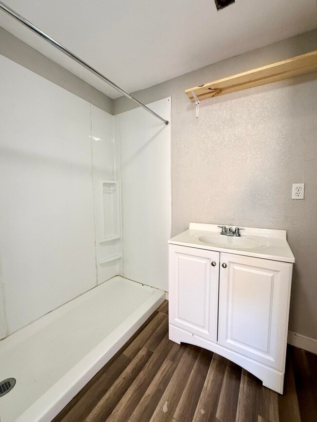 Building Photo - 2109 22nd St