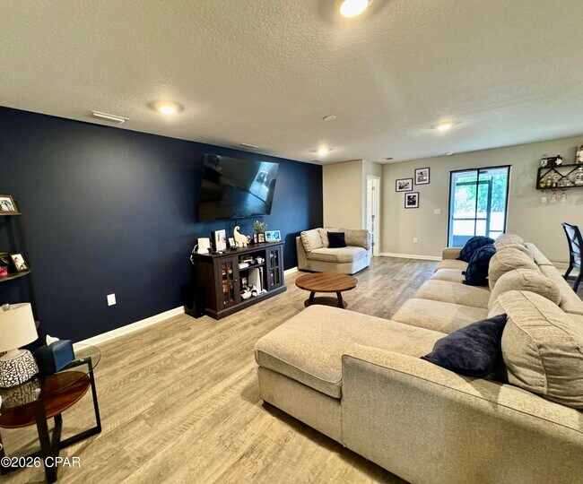 Building Photo - 4828 Conner Ln