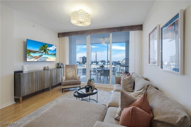 Primary Photo - 400 Flagship Dr