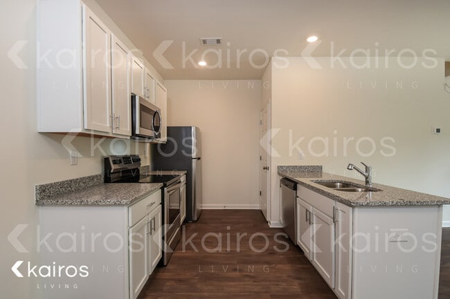 Building Photo - 123 Dudley Wy