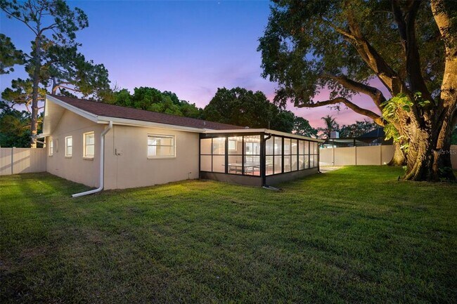 Building Photo - 7940 3rd St N
