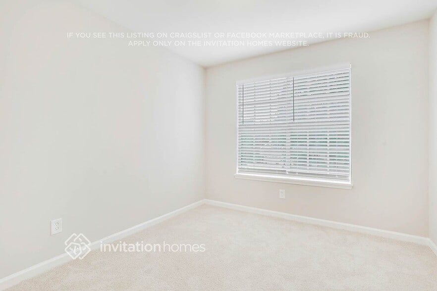 Building Photo - 3234 River Mist Cove