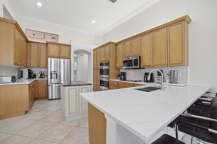 Building Photo - 9655 Campi Dr