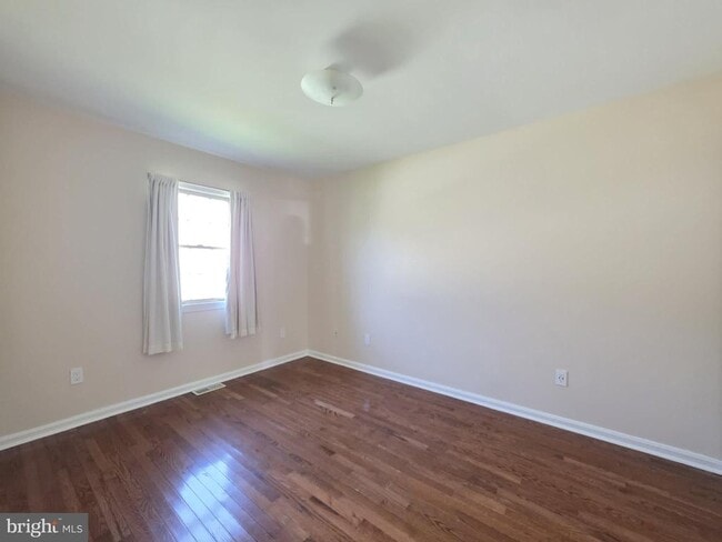 Building Photo - 1405 Bantry Ln