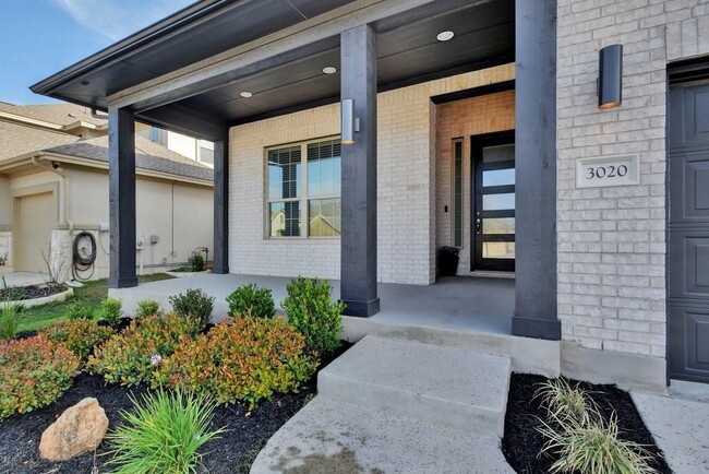Building Photo - 3020 Desert Shade Bnd