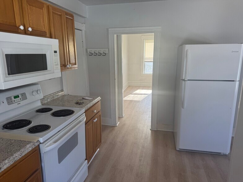 Building Photo - 75 North St