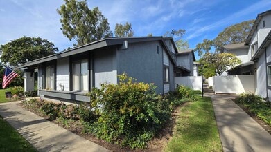 Building Photo - Yorba Linda 2 Bed Townhouse for Lease - Newly Remodeled