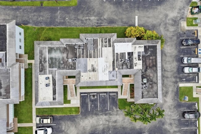 Building Photo - 7680 SW 82nd St