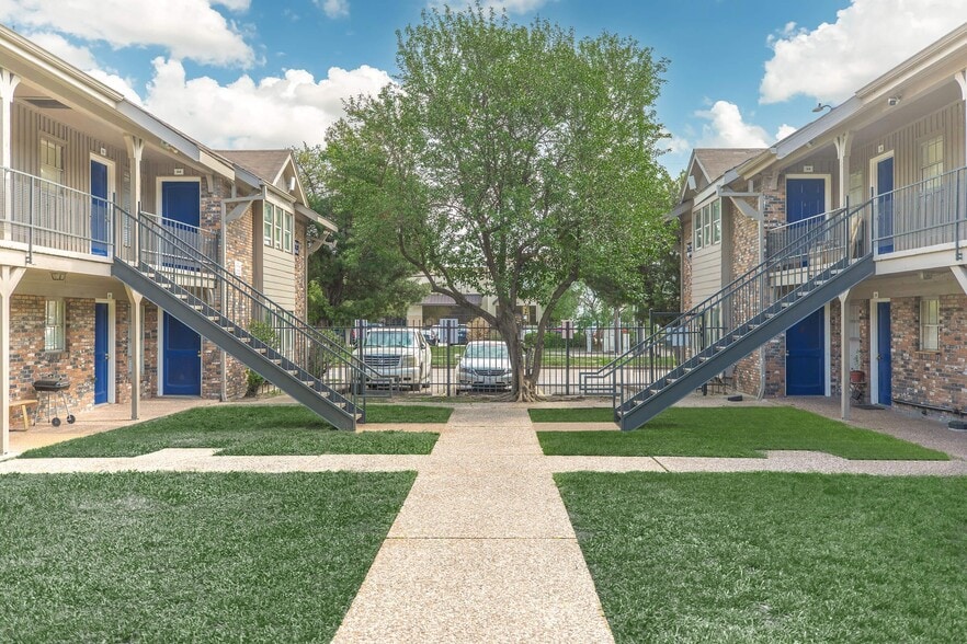 Renwick Apartments 6768 Renwick Dr Houston TX 77081 Apartment Finder