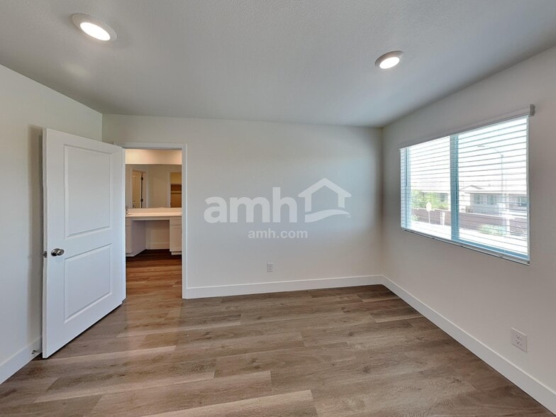 Building Photo - 7781 Roaring Fork Ct