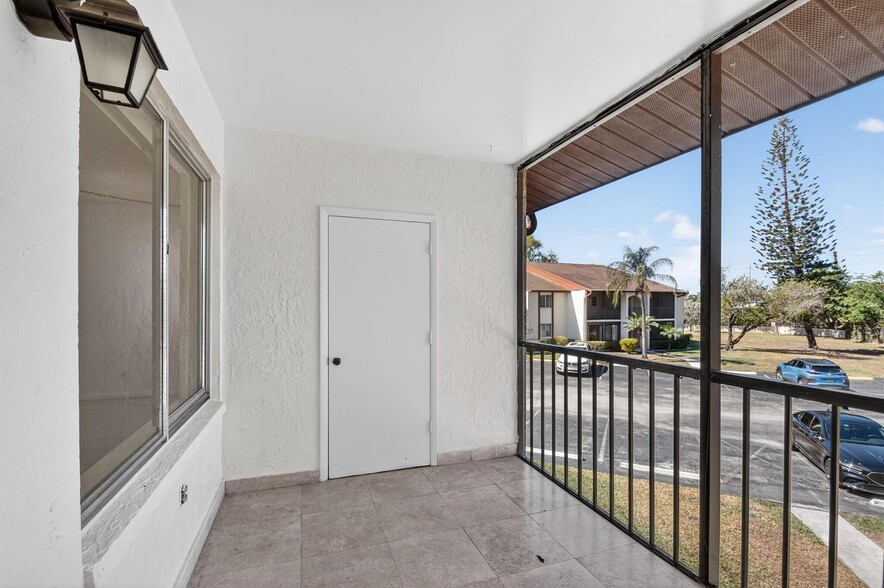 Building Photo - 4723 Sable Pine Cir