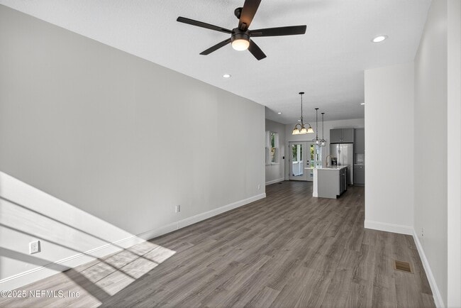 Building Photo - 2315 Park St