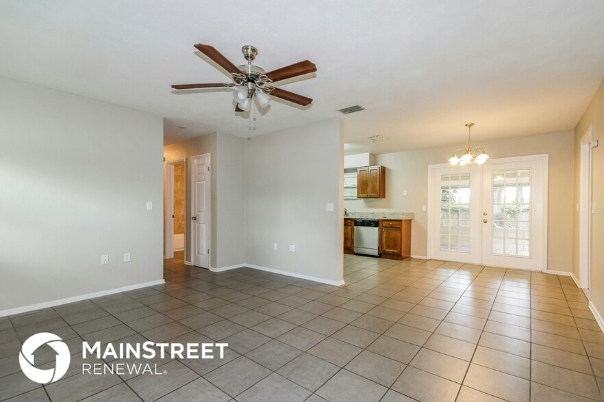 Building Photo - 609 Marianna Rd