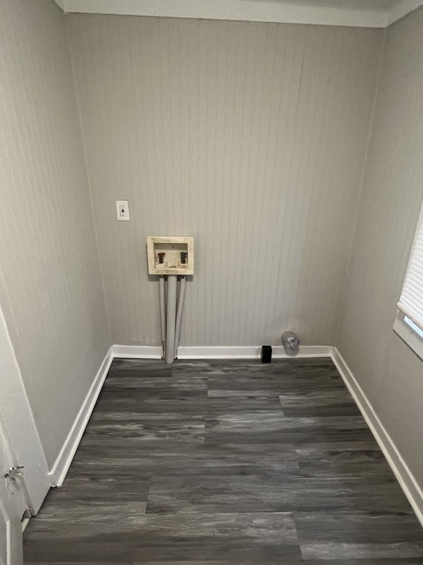 Building Photo - 1222 Troup St