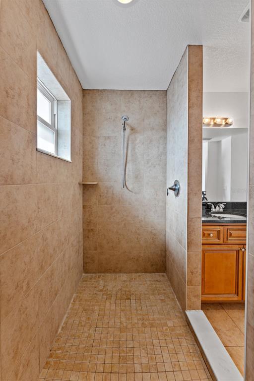 Building Photo - 961 Aussi Ct