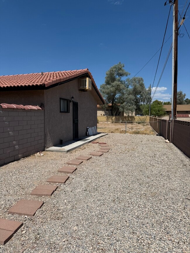 Building Photo - 6360 Darby Ave